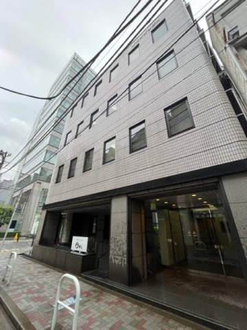 登栄西新橋ビルの外観