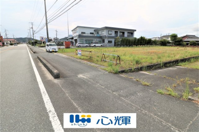 【前面道路含む現地写真】 | 大字田島782他・古家付き土地（579坪） | 現地（2023年8月25日撮影）