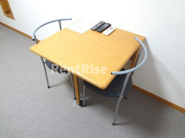 レオパレスルミエール　輝の寝室