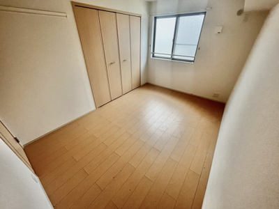 【洋室】 | グリーンヴィラⅢ