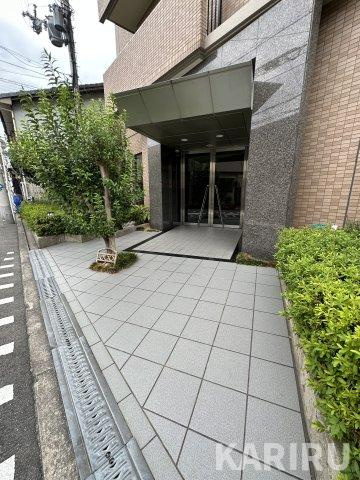 クロスロードのエントランス