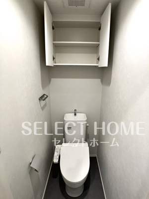  | エスリーアアオ