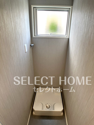  | エスリーアアオ