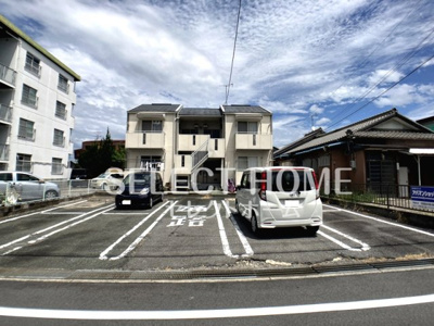 【駐車場】 | エル明大寺 | 駐車場です