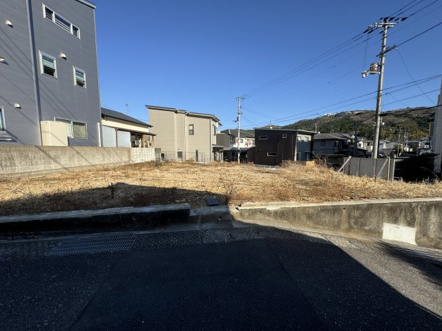 高知市神田の外観|西側道路から撮影