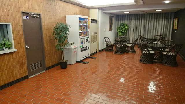 麻布エンパイアマンションのロビー