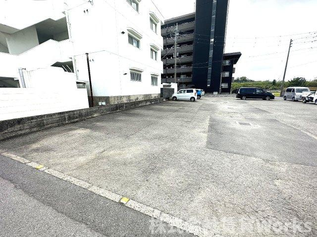エグゼ川内の駐車場|駐車スペースもあります