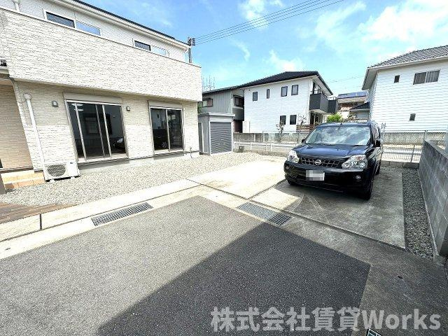 北島町江尻松堂戸建の駐車場|カースペースがあります