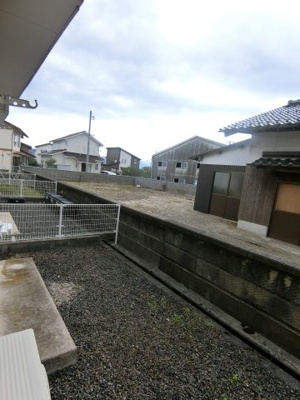 【庭】 | モクレレ