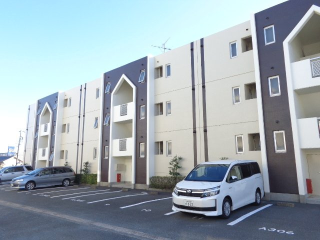 カクサン可美タウンAの外観