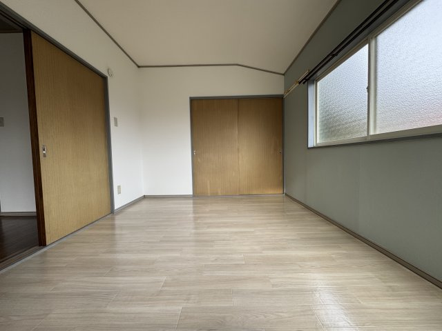 オークス小林の子供部屋|洋室