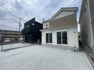 【外観】 | ≪2号棟≫
現地(2024年11月撮影)