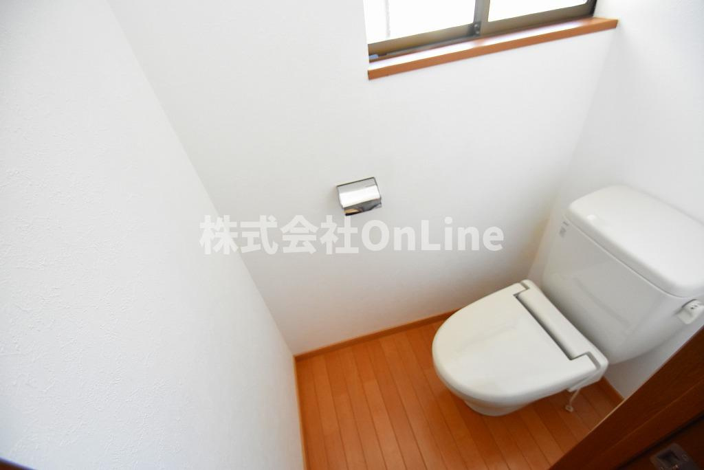 宝持住宅南棟のトイレ