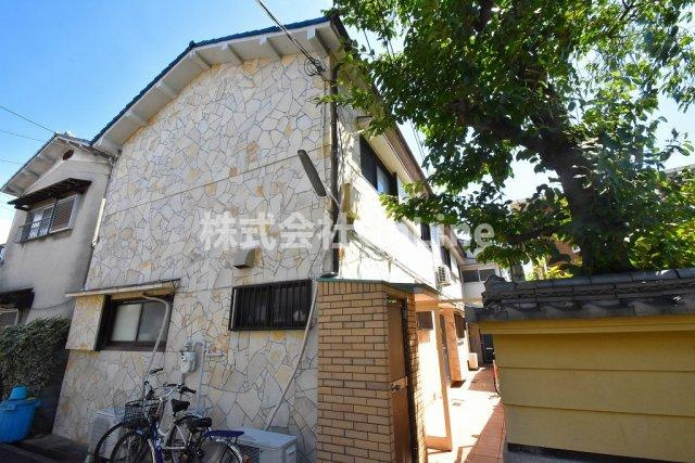 宝持住宅南棟の外観
