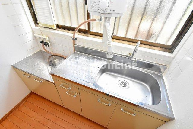 宝持住宅南棟のキッチン