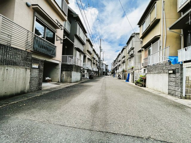 久我東町の前面道路含む現地写真