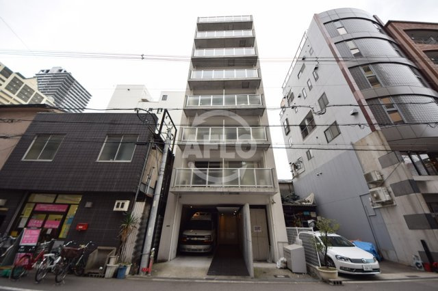 Casa Y Nanba（カーサワイナンバ）