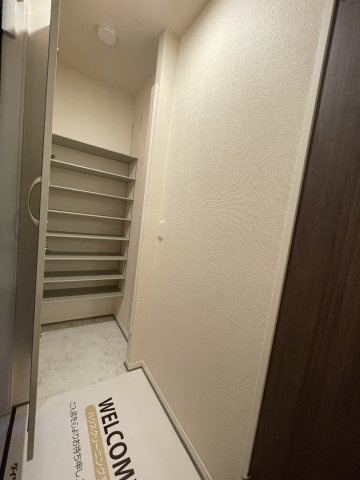【玄関】 | ウィスタリナ