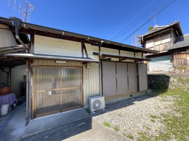 嘉美屋貸家1の外観