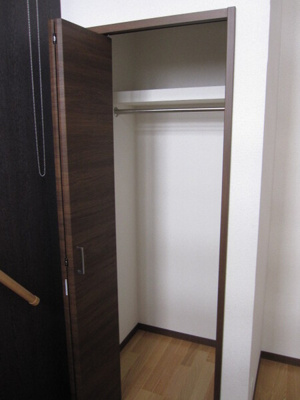 【収納】 | グレースハイツ博多駅南 | 別号室の写真になります。現況優先。