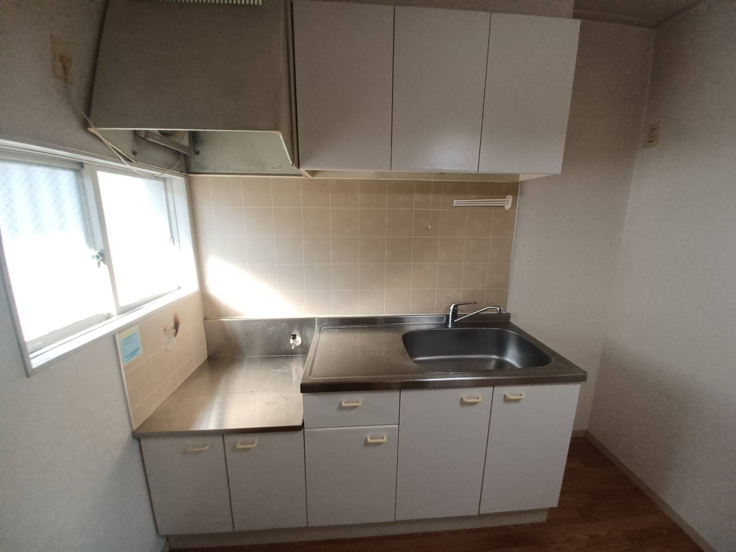 エステ東田のキッチン