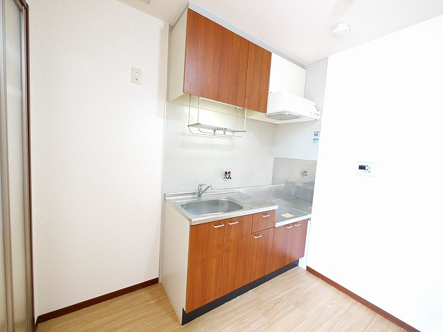 ドミール佐保台のキッチン|キッチンでお料理をお楽しみください