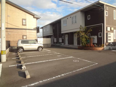 【駐車場】 | エヴァグリーン南斎院
