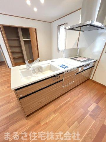 大字恒久　B号棟　未入居戸建てのキッチン