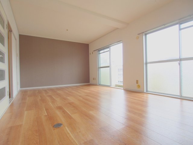 第2中筋マンションの居間・リビング