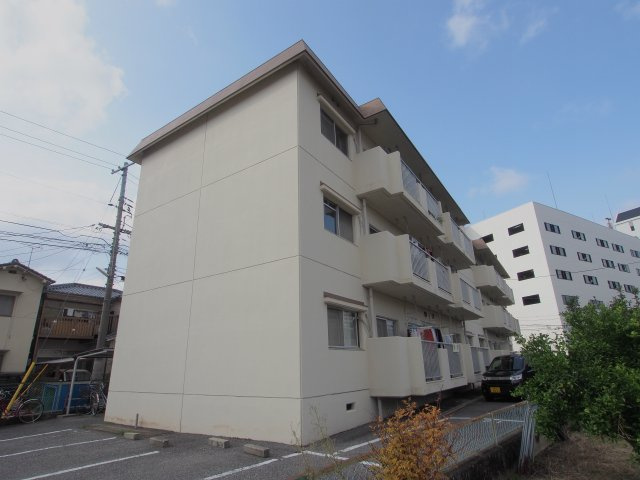 第2中筋マンションの外観