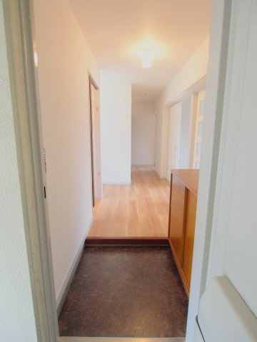 第2中筋マンションの玄関