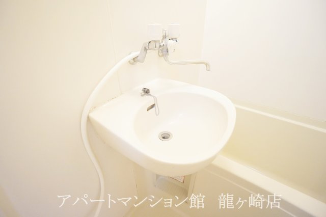 レオパレス古城の洗面所