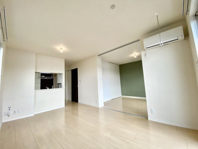 【居間・リビング】 | シャーメゾンラシュレ