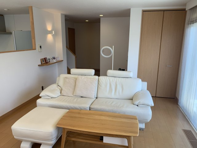 【居間・リビング】 | 南区和田2丁目　戸建て