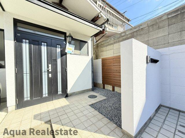 高松市上福岡戸建ての玄関|毎日通る玄関はこちらです