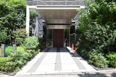 【エントランス】 | ローレルタワー梅田