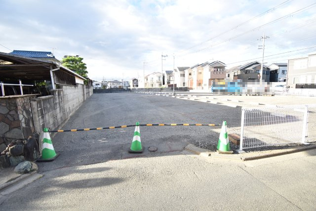 羽束師鴨川町　月極駐車場の駐車場