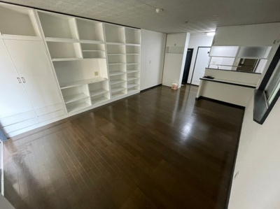 【居間・リビング】 | ピアッツァK | 退去前につき現況を優先します