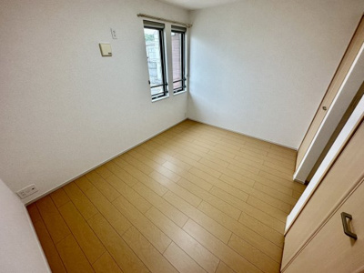 【寝室】 | メゾンイースト