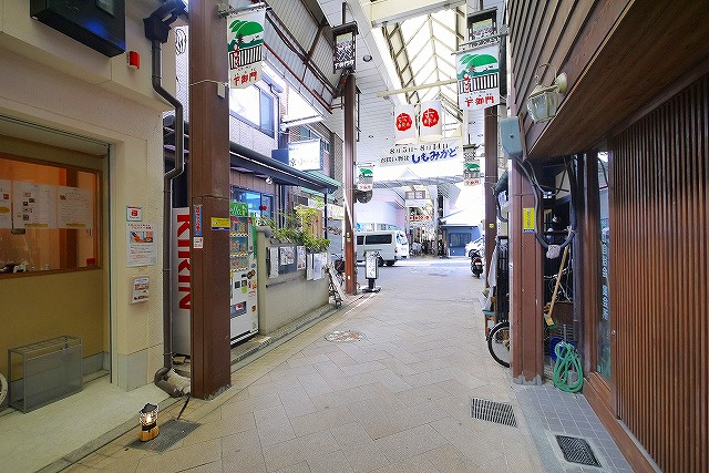 下御門町店舗の周辺