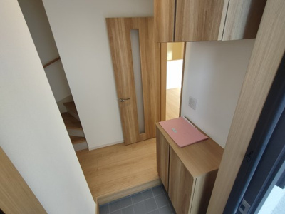 【玄関】 | 東岩槻駅前ドリームハウス | 落ち着いた玄関です