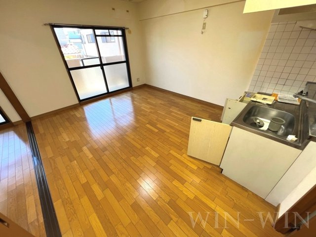 ウィンフィールド曙の居間・リビング