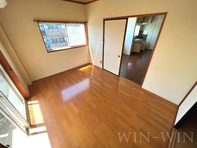 山田共同住宅の寝室
