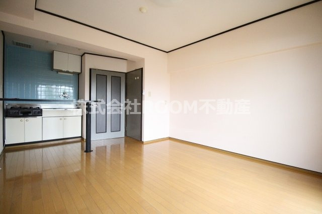 ロワイヤルヒルズ都城の内装|内装は落ち着いています