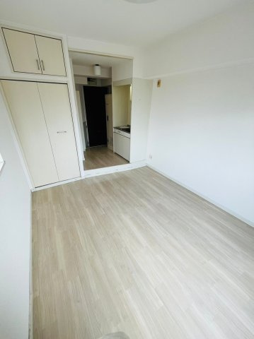 仲介手数料0円G1ビル浅間町の居間・リビング