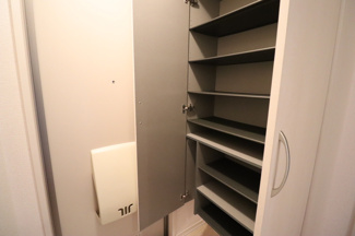 【玄関】 | エクレールA棟