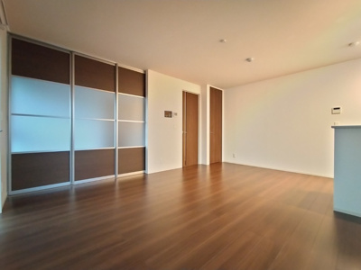 【内装】 | エルビエントⅡ