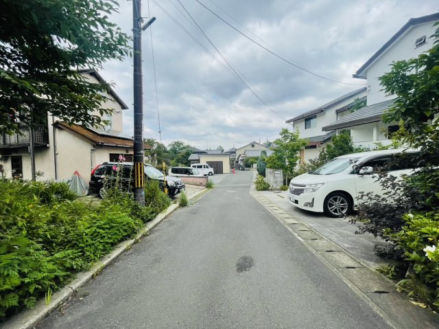 嵯峨二尊院門前善光寺山町の前面道路含む現地写真