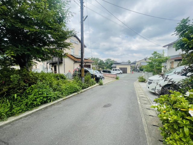 嵯峨二尊院門前善光寺山町の前面道路含む現地写真