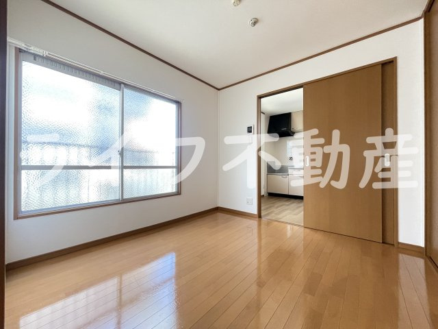 江口コーポの居間・リビング|ゆったりとした居間です